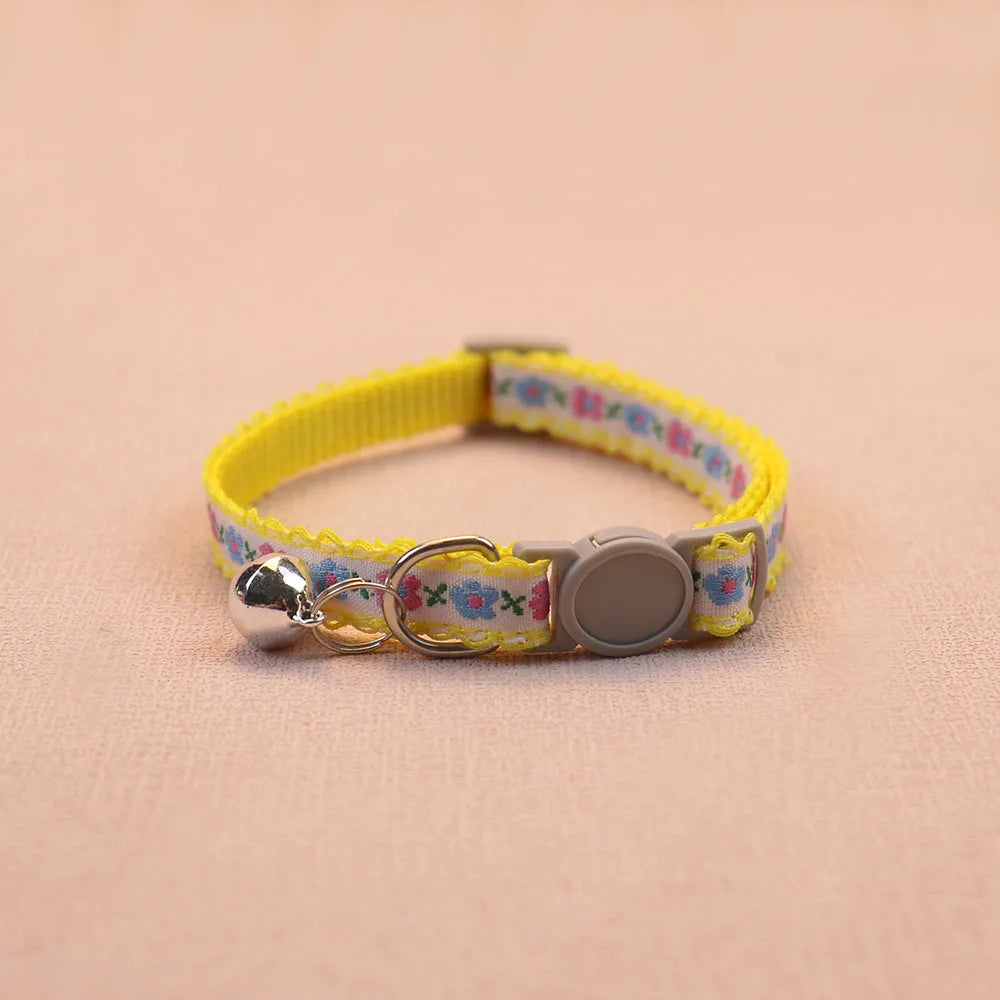 Hand Knitting Flower Collar With Bell