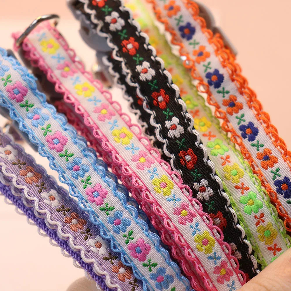 Hand Knitting Flower Collar With Bell