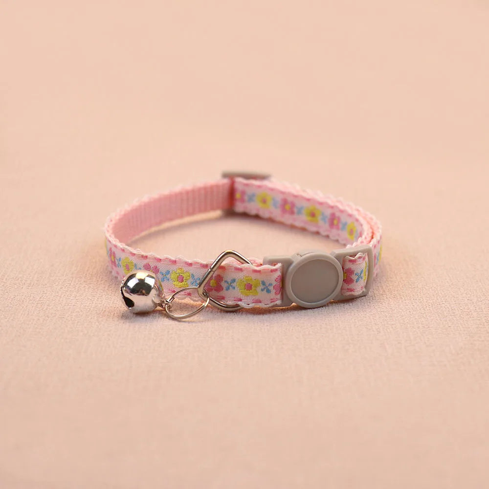Hand Knitting Flower Collar With Bell