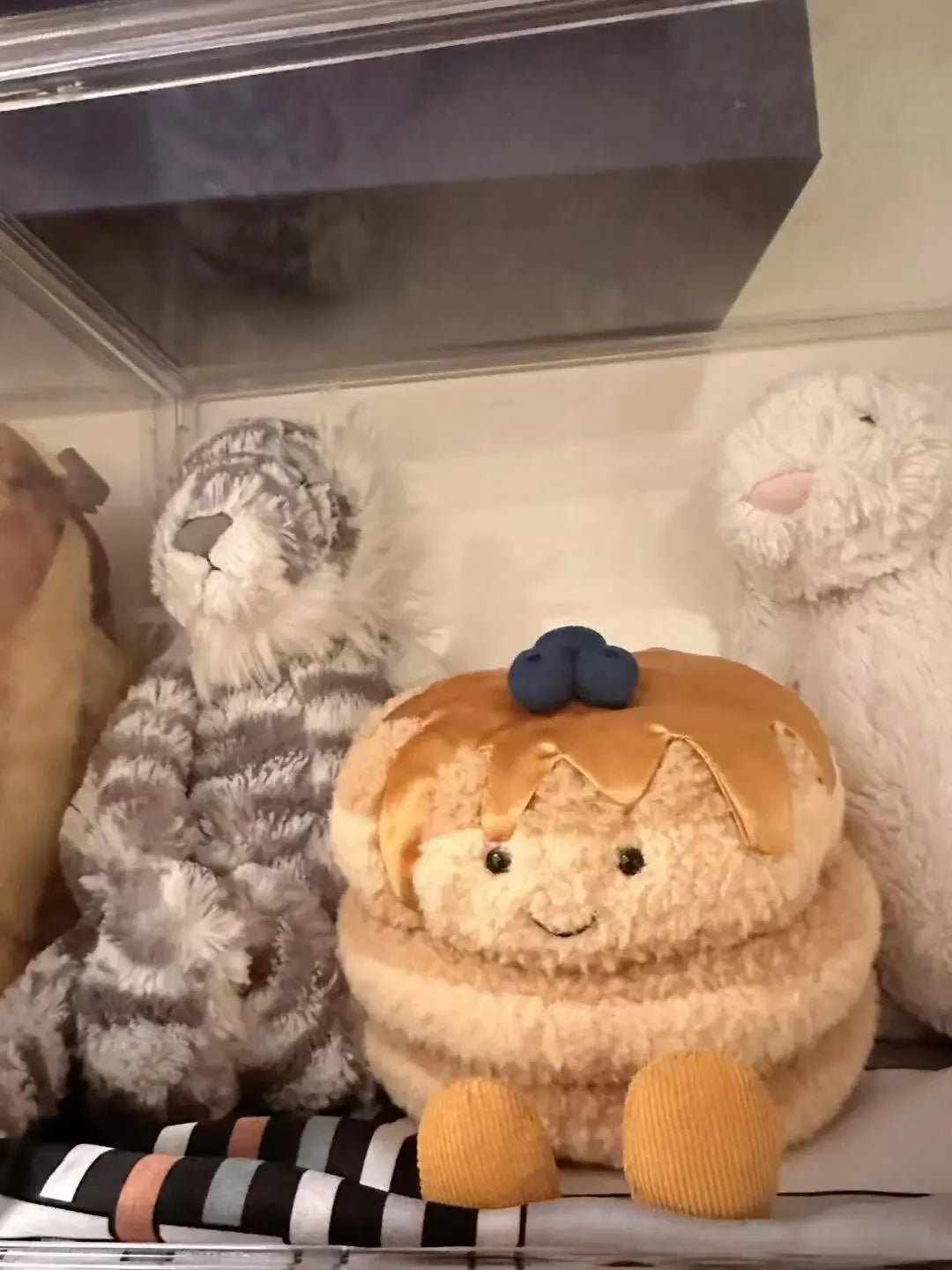 Cat  New York Restaurant Muffin Doll