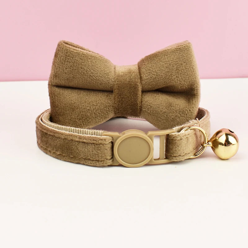 Velvet Cat Collar with Bowknot
