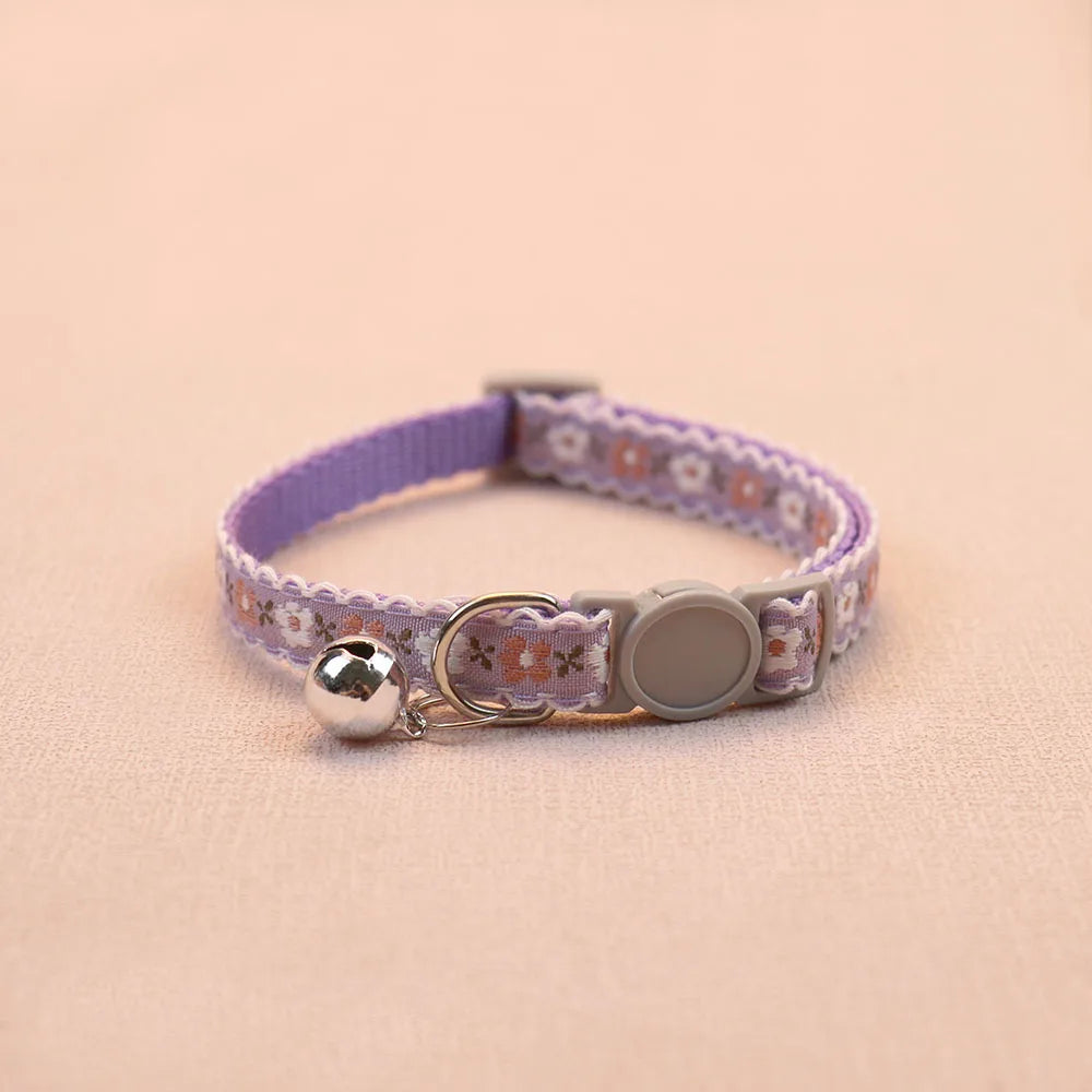 Hand Knitting Flower Collar With Bell