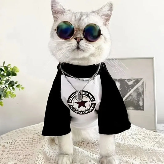 Pet Fashion Short-sleeved Black and White Splicing Five-pointed Star