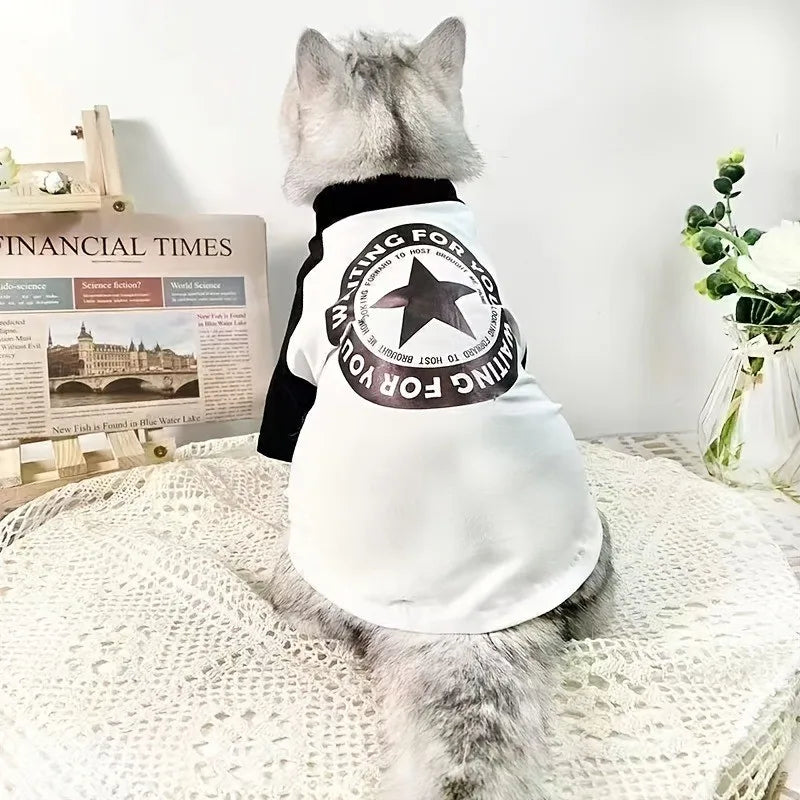 Pet Fashion Short-sleeved Black and White Splicing Five-pointed Star