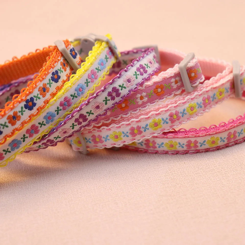 Hand Knitting Flower Collar With Bell