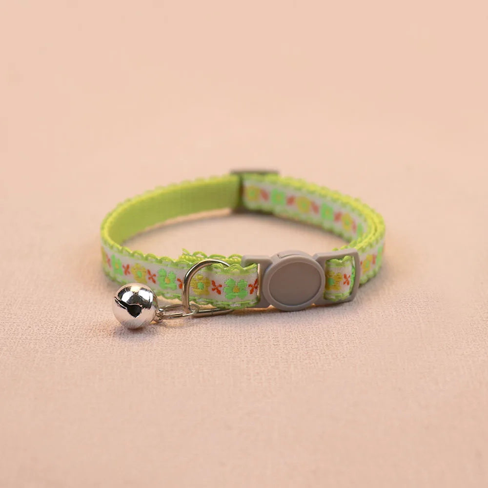Hand Knitting Flower Collar With Bell
